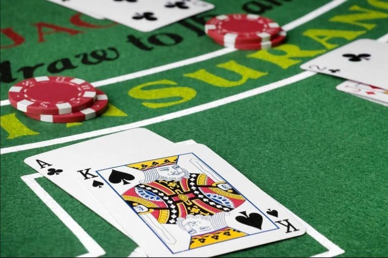 Jelajahi Kategori Permainan Sportsbook dan Live Casino